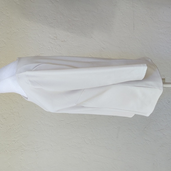 Ann Taylor Cream 3/4 Sleeve Relaxed Fit Tailored Career Blouse Size Large - Picture 3 of 7